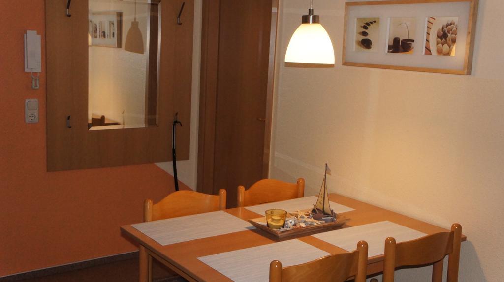 Ferienwohnungen Bütow Wißmar Habitación foto